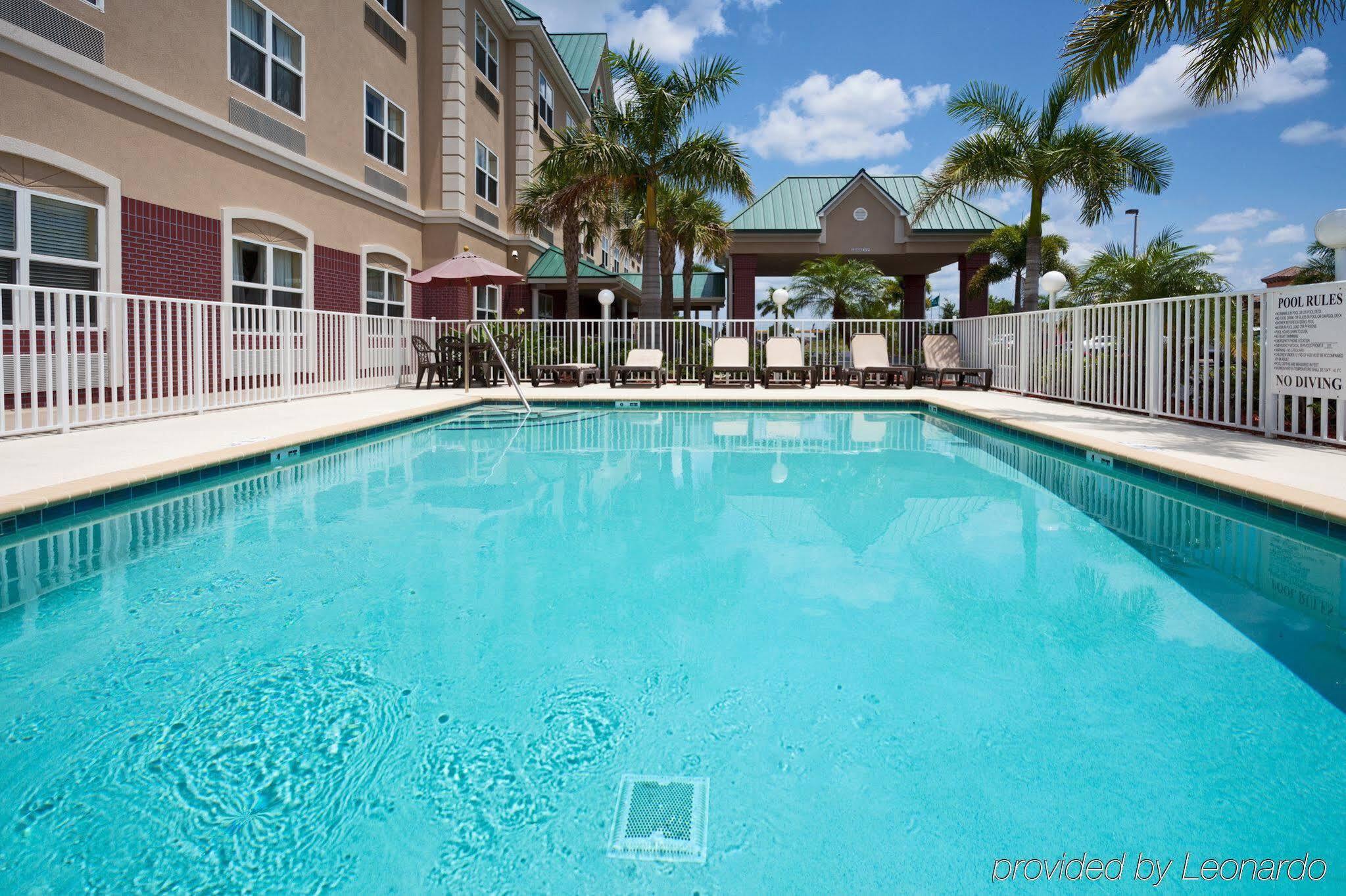 Country Inn & Suites By Radisson, Bradenton-Lakewood-Ranch, Fl 외부 사진